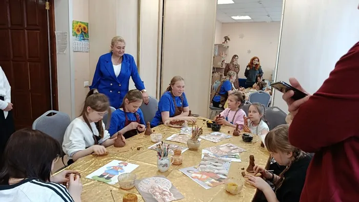 R-KzFPVYW78L0EBJOEWBMk18y6w_tCIAn0qrMrUMtiT_MHCaUhjH2ux_z2qsx45GaRFdTElpZQ_D-h7EF96Mp_7O